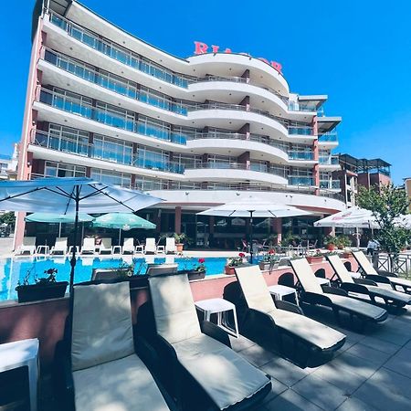 Hotel Riagor ساني بيتش المظهر الخارجي الصورة