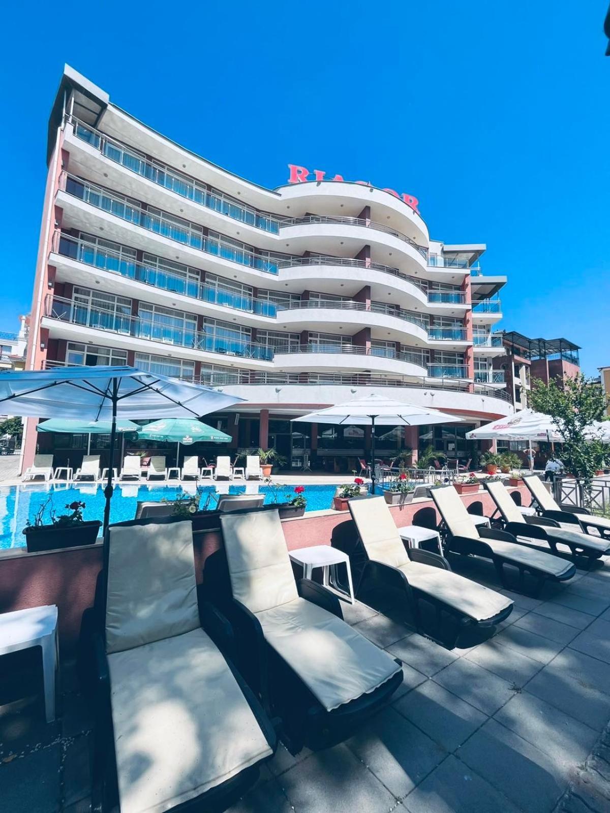 Hotel Riagor ساني بيتش المظهر الخارجي الصورة
