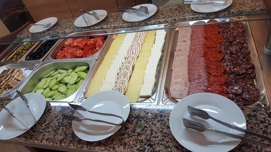 Hotel Riagor ساني بيتش المظهر الخارجي الصورة
