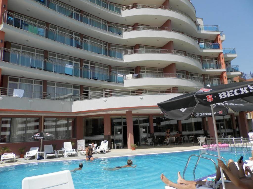 Hotel Riagor ساني بيتش المظهر الخارجي الصورة